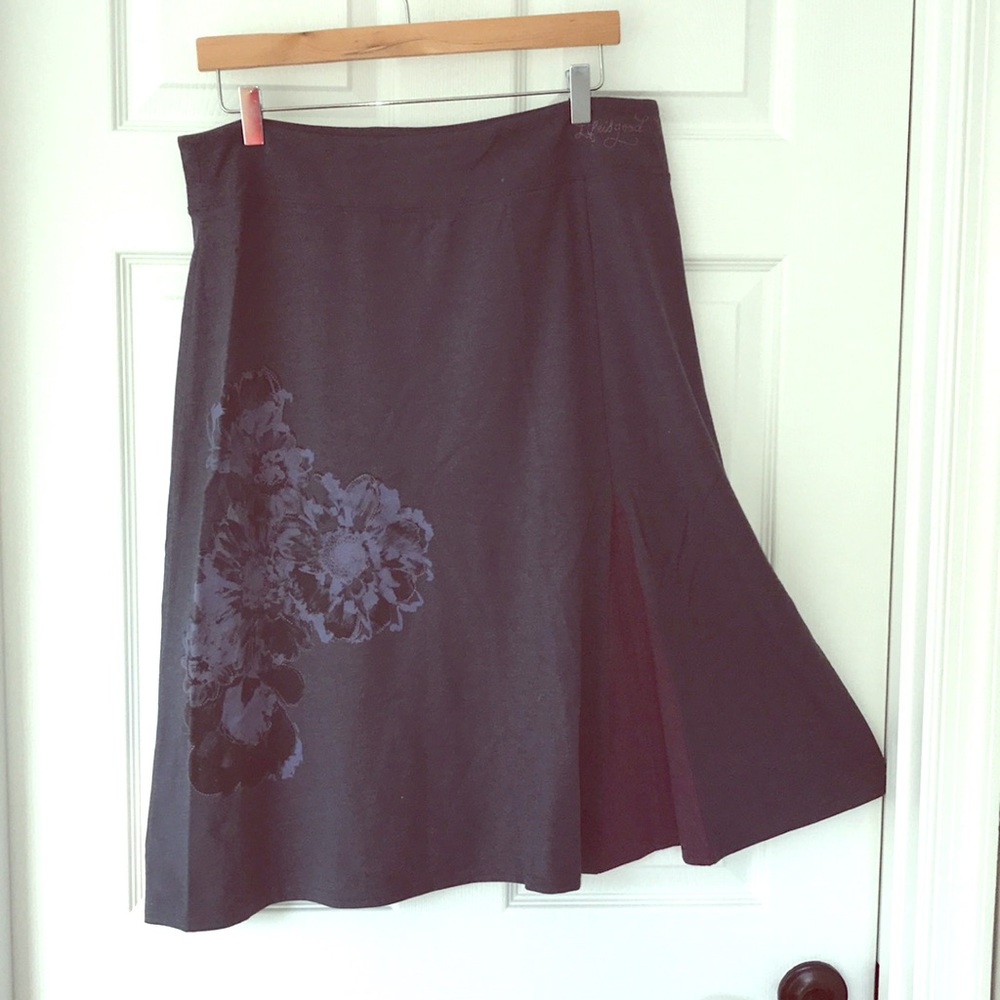 Cute Life Is Good skirt